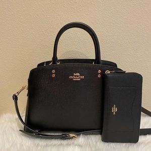 Coach purse and wallet set